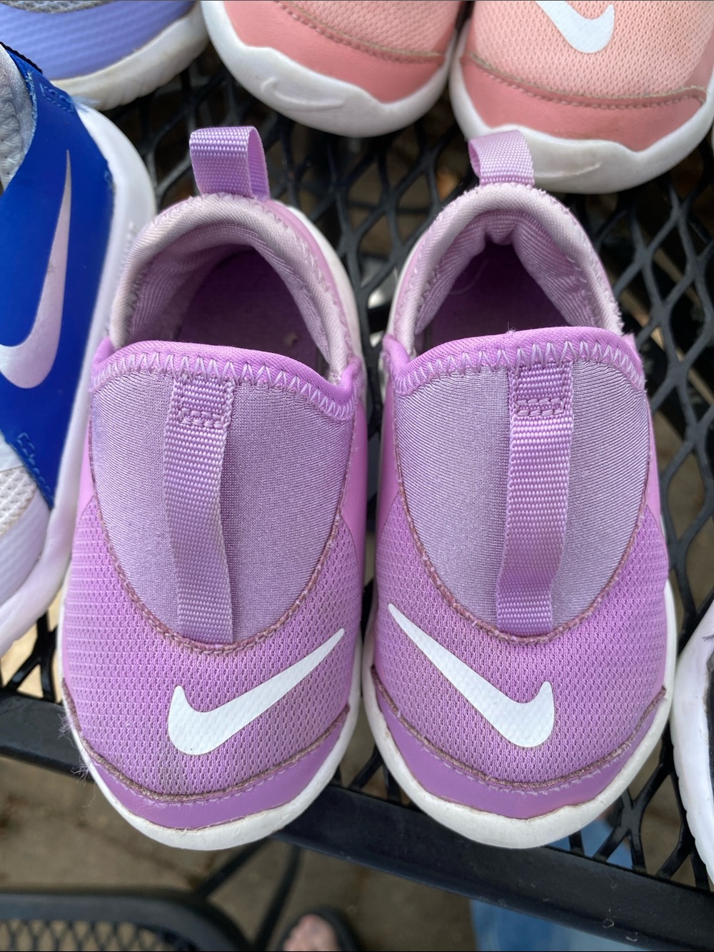 Nike toddler girl  Assorted Slip-On  - Preowned lot  of 5 Great size 5 and 6 - Picture 3 of 7